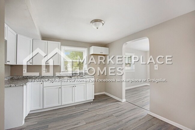 Building Photo - 8242 Jackson Ave