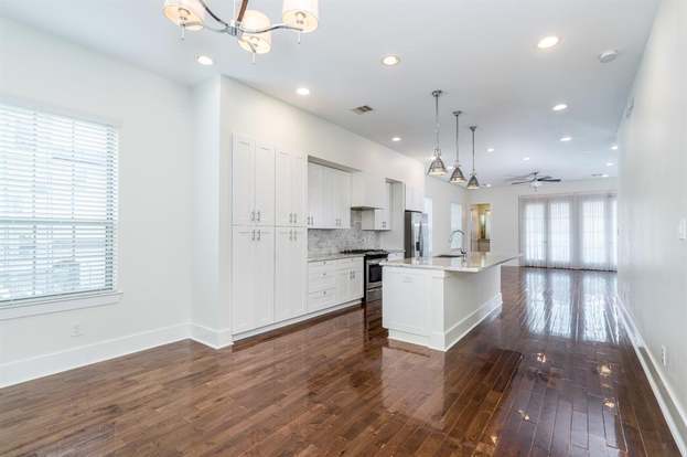 Building Photo - 1721 Thompson St