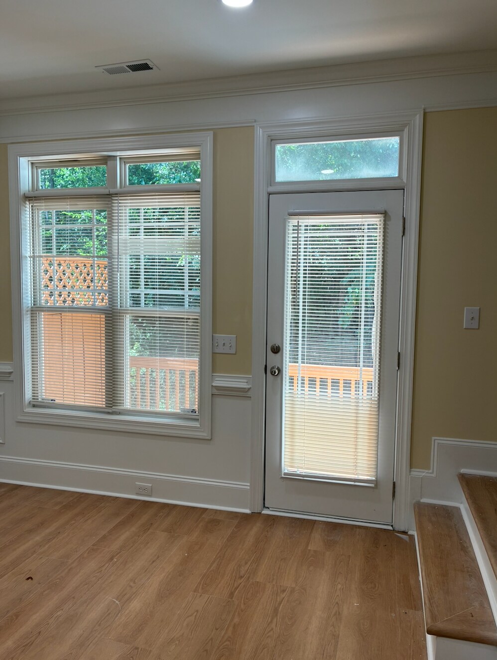 Building Photo - Room in Townhome on Windermere Dr