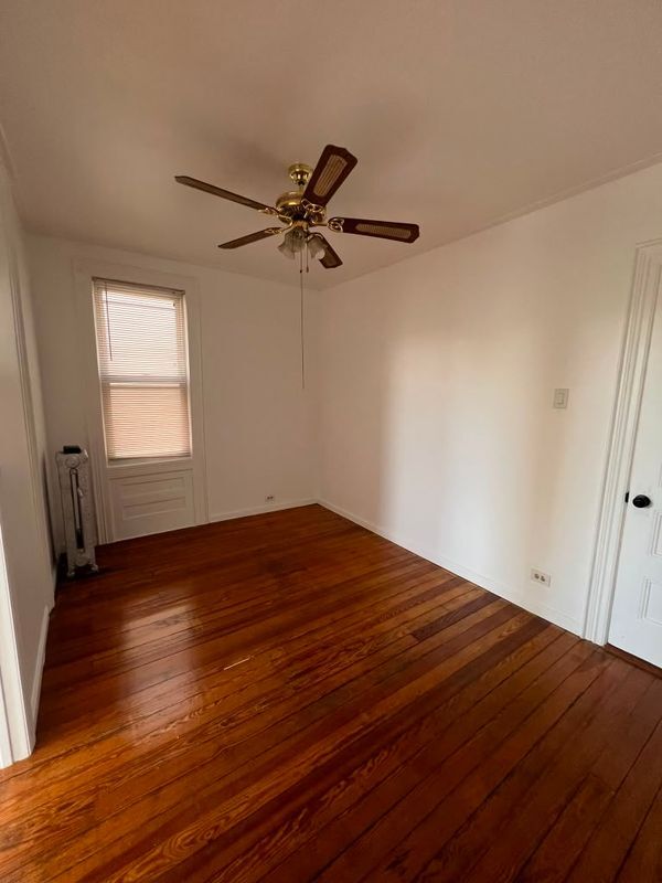 Building Photo - 2215 Bruckner Blvd