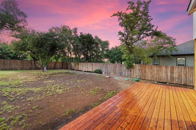 Building Photo - 22218 Briarcliff Dr