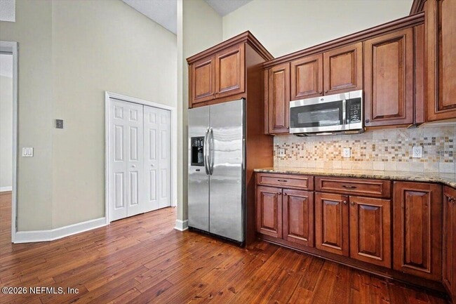 Building Photo - 337 S Mill View Way