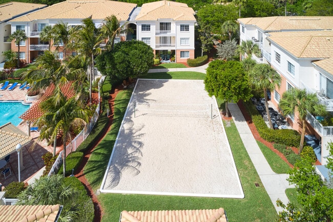 Building Photo - 9112 Myrtlewood Cir W