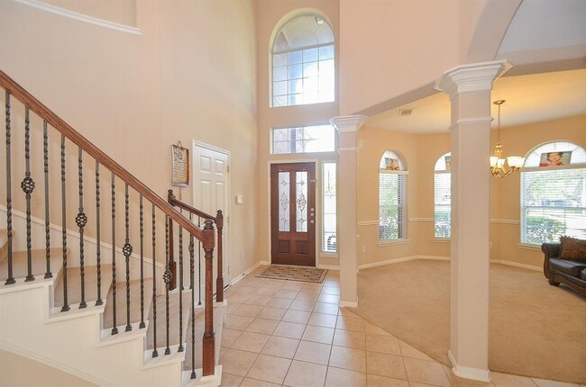 Building Photo - 6134 Vadini Shores Ln