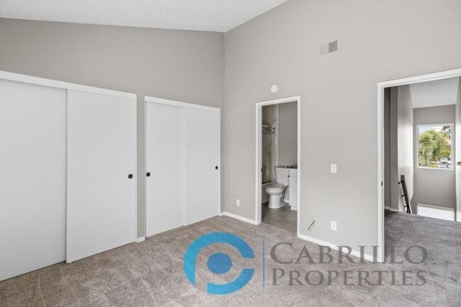 Building Photo - 4024 Crystal Dawn Ln