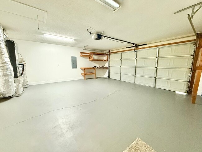 Building Photo - 112 Barts Trl