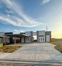 Building Photo - 3012 W Kenwood St