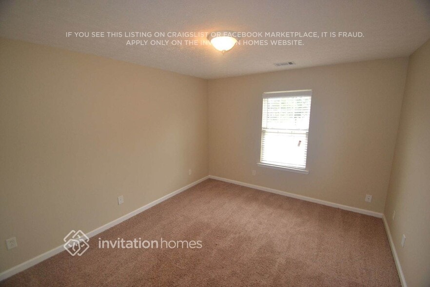 Building Photo - 304 Spring Moor Ln