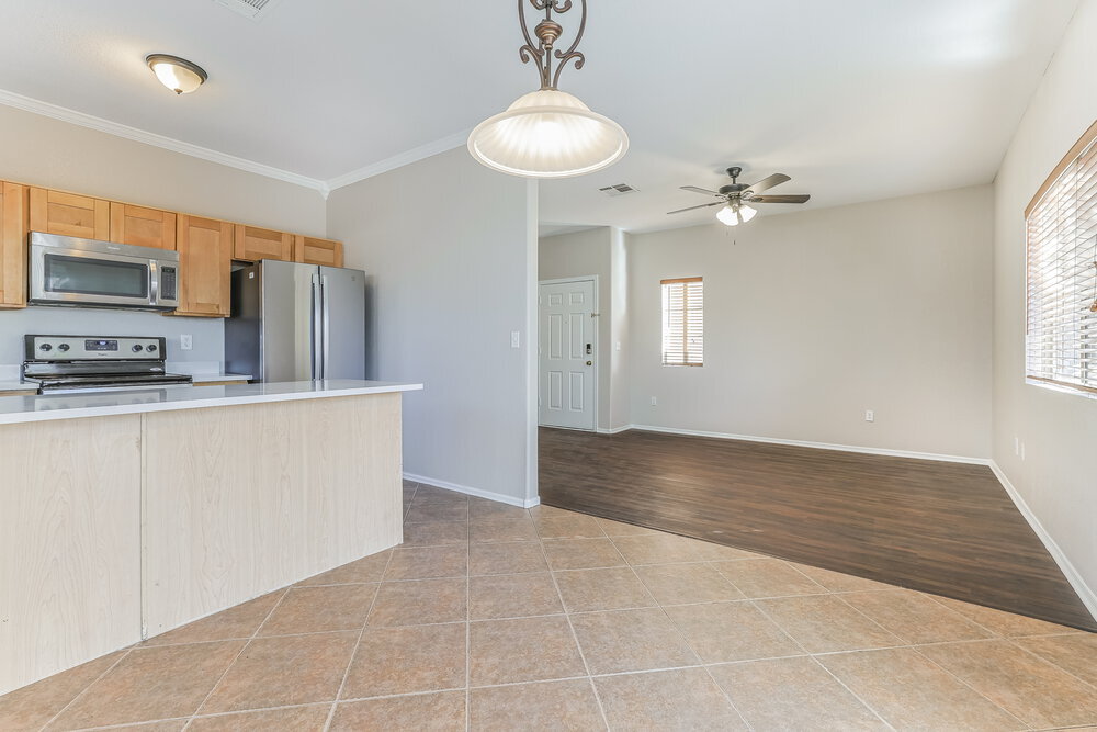 Building Photo - 1190 S Red Rock Ct