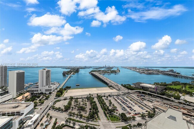 Building Photo - 1400 Biscayne Blvd