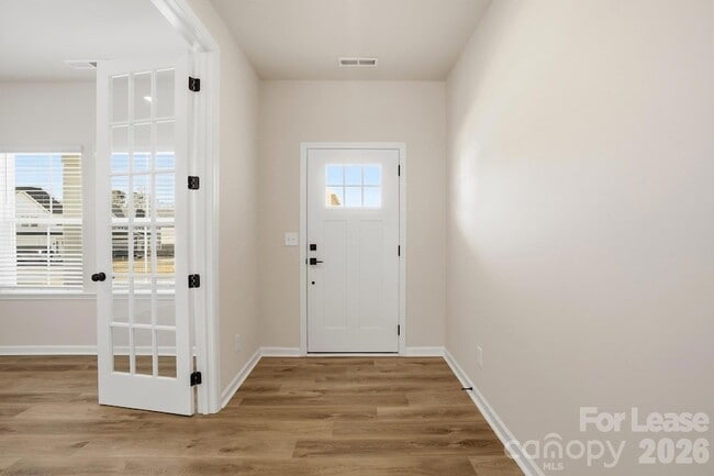 Building Photo - 3031 Breslin St