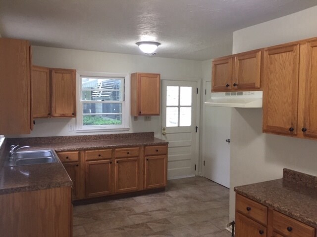Building Photo - 4213 E Pleasant Run Pkwy S Dr