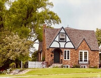 Building Photo - 197 Boulevard St