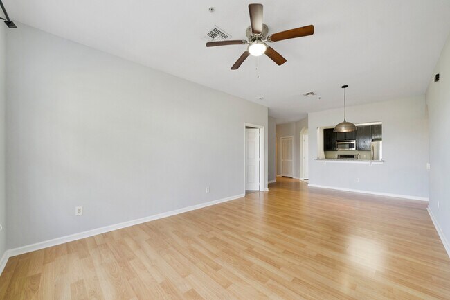 Building Photo - 6214 Stevenson Dr