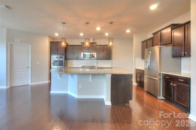 Building Photo - 4008 Silverwood Dr