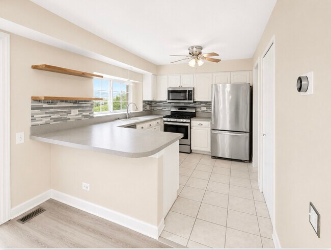 Building Photo - 130 Park Ridge Ct