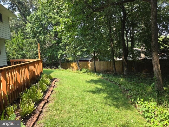 Building Photo - 111 Tamarisk Ct