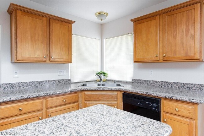 Building Photo - 7557 Spindrift Tide Ct