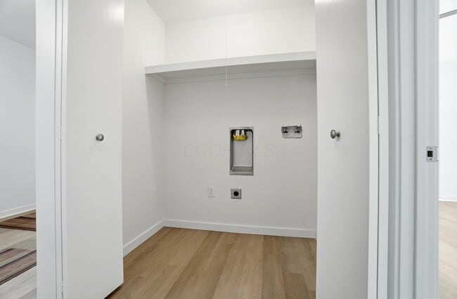 Building Photo - 33 N Blacksmith Ln