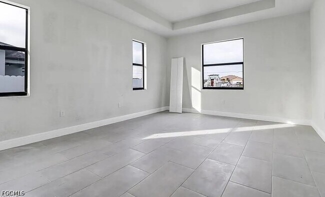 Building Photo - 408 Chiquita Blvd N