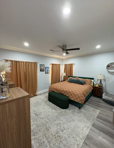 Building Photo - 1930 Shaw St