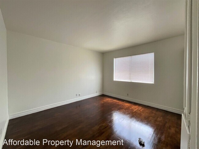 Building Photo - 4 br, 2 bath House - 2535 Capitola Court