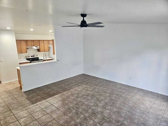 Building Photo - Beautiful remodeled 2 bed 2 bath home in Prescott Valley!