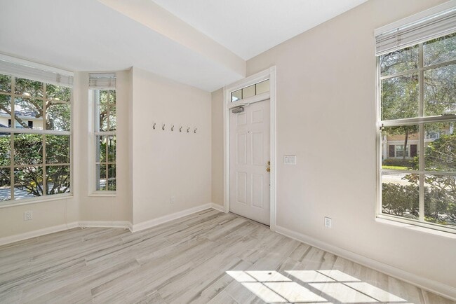 Building Photo - 351 Legare Ct