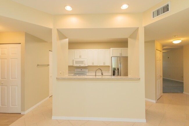 Building Photo - 37111 Harbour Vista Cir