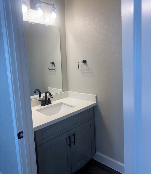 Building Photo - 62 Woodland Hills Dr