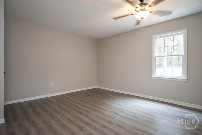 Building Photo - 2400 Rays Church Rd