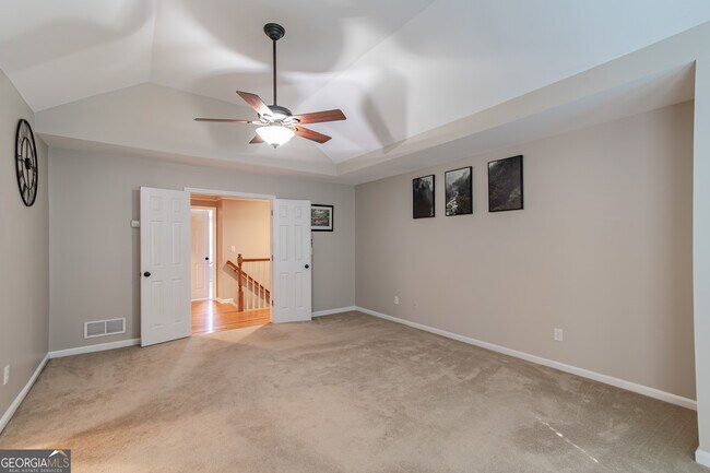 Building Photo - 651 Briarleigh Way