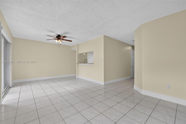 Building Photo - 20759 SW 83rd Ave