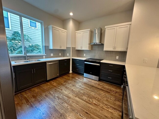 Building Photo - For Lease | 3 Bed, 2 Bath | 2,139 Sq Ft | Greater Heights |