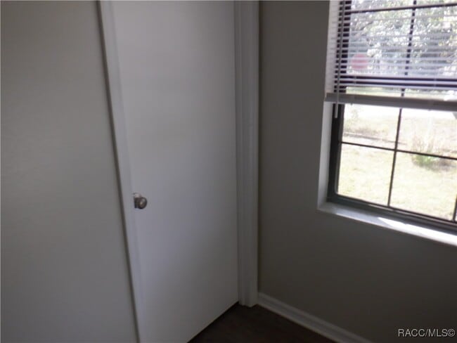 Building Photo - 4441 S World Way