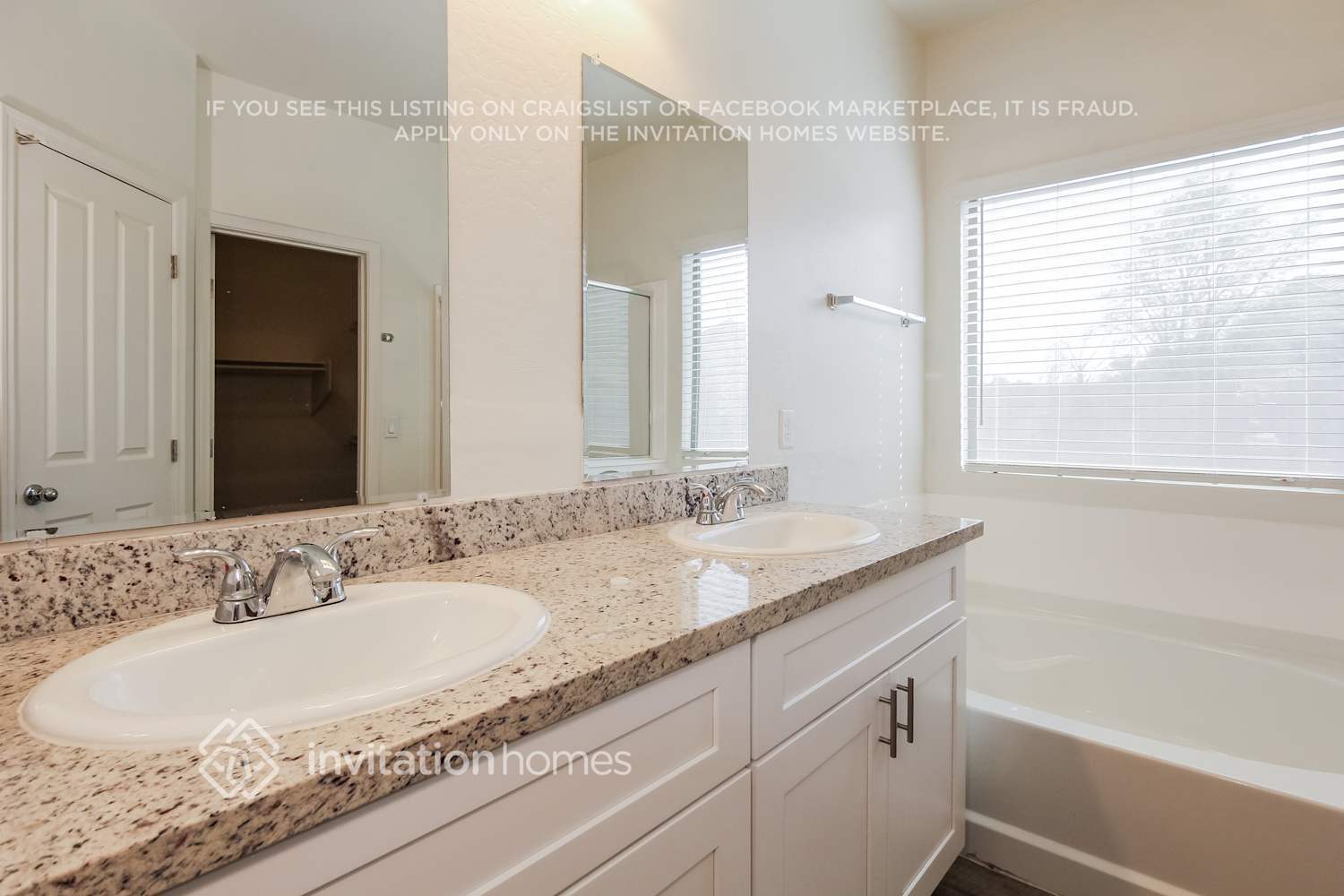 Building Photo - 16545 W Madison St