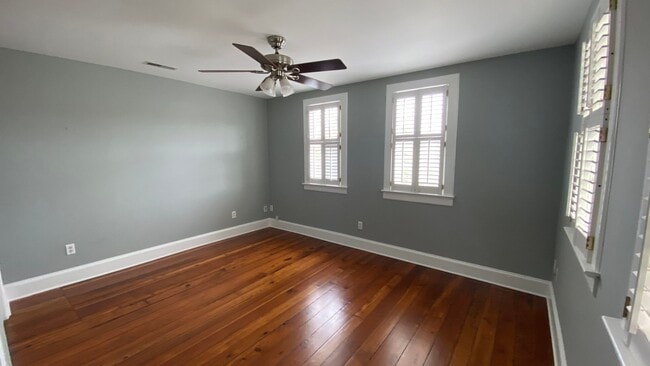 Building Photo - 3 Bedroom 2.5 Bath House in Radcliffeborough - Downtown Charleston