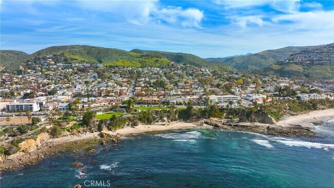 Building Photo - 376 Cliff Dr