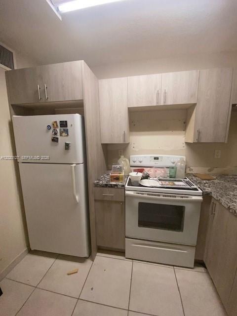 Building Photo - 14148 SW 93rd Ln