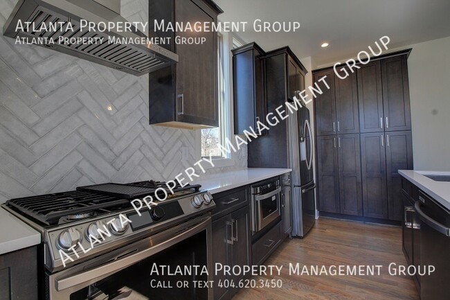 Building Photo - 70 Rowe Street NE