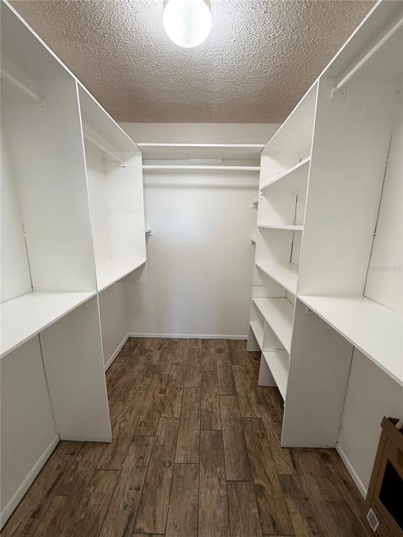 Building Photo - 9013 Westchester Cir