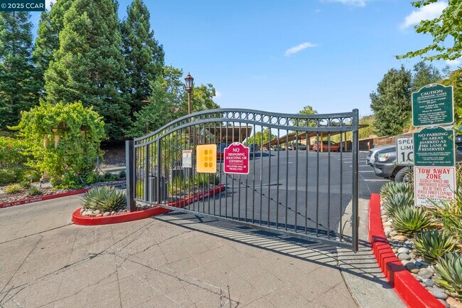 Building Photo - 765 Watson Canyon Ct