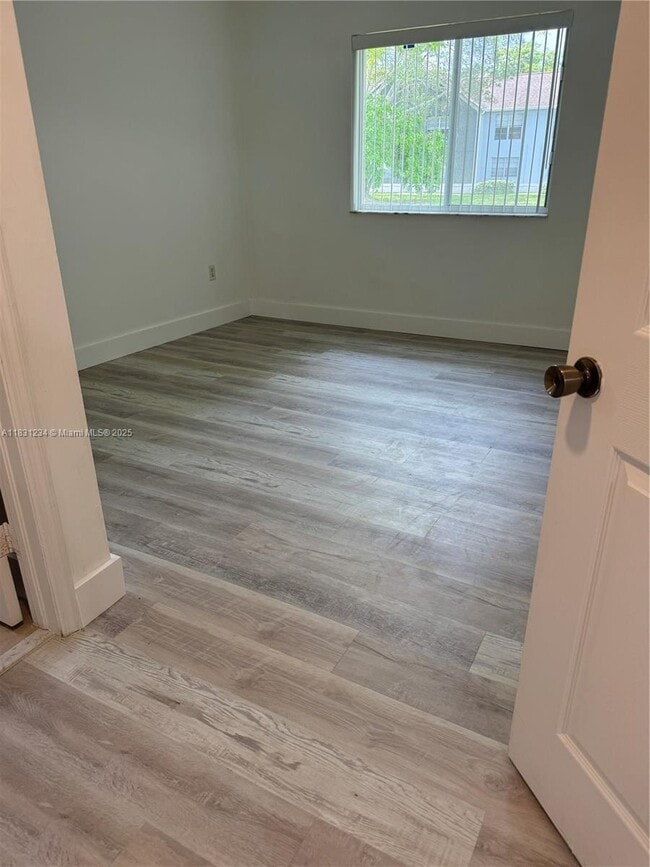 Building Photo - 2 bedroom in Pembroke Pines FL 33024