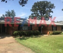 Building Photo - Sorry No Smoking and No Pets Permitted