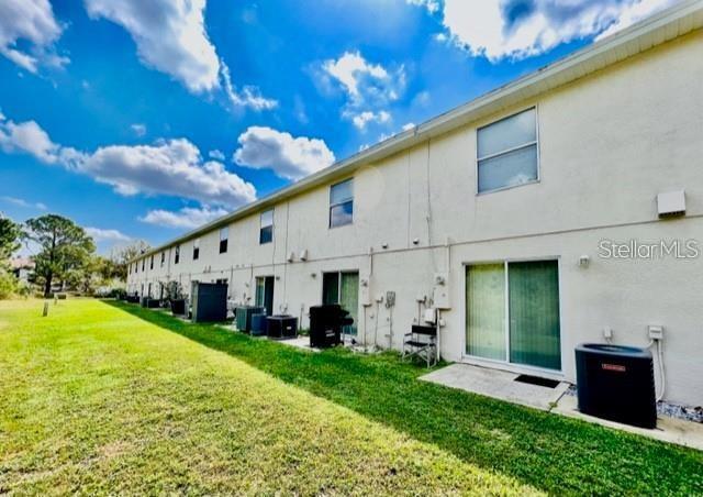 Building Photo - 251 Royal Palm Dr