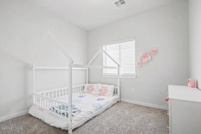 Building Photo - 12677 Viendo Norte Dr