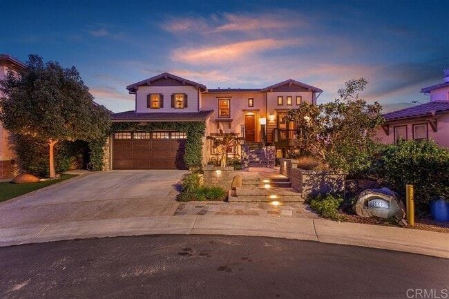 Building Photo - One of Kind Executive Home, Available Augu...