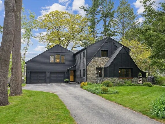 Primary Photo - 31 Forest Rd