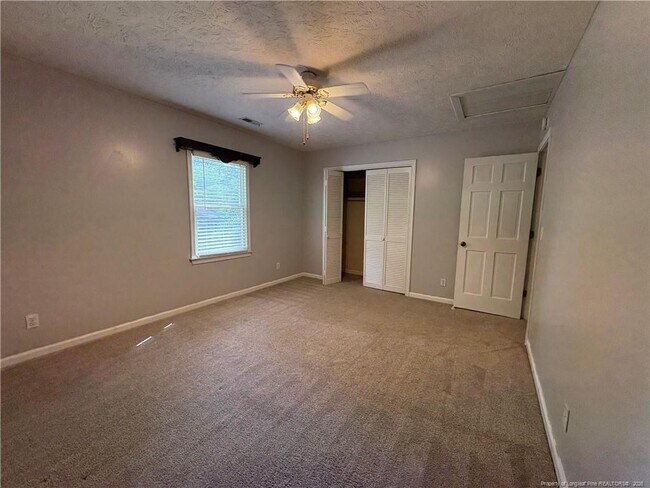 Building Photo - 405 Bannerman Pl
