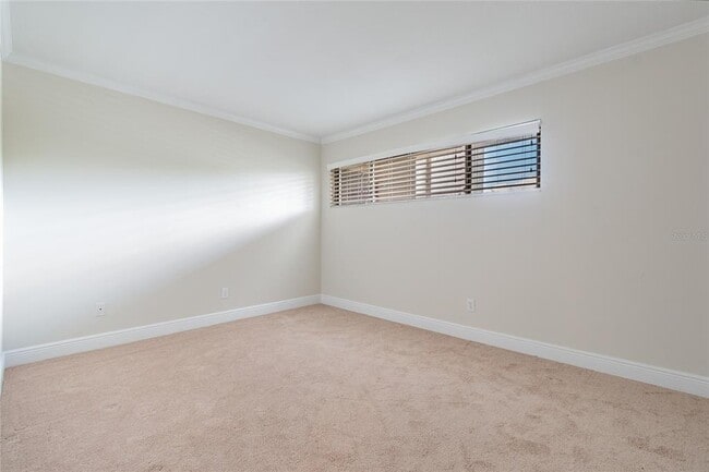 Building Photo - 13618 Greenfield Dr